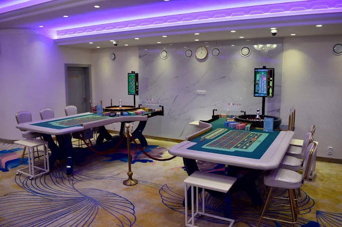 Roulette tables at Casino Royalty Prague